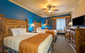 La Hacienda Inn